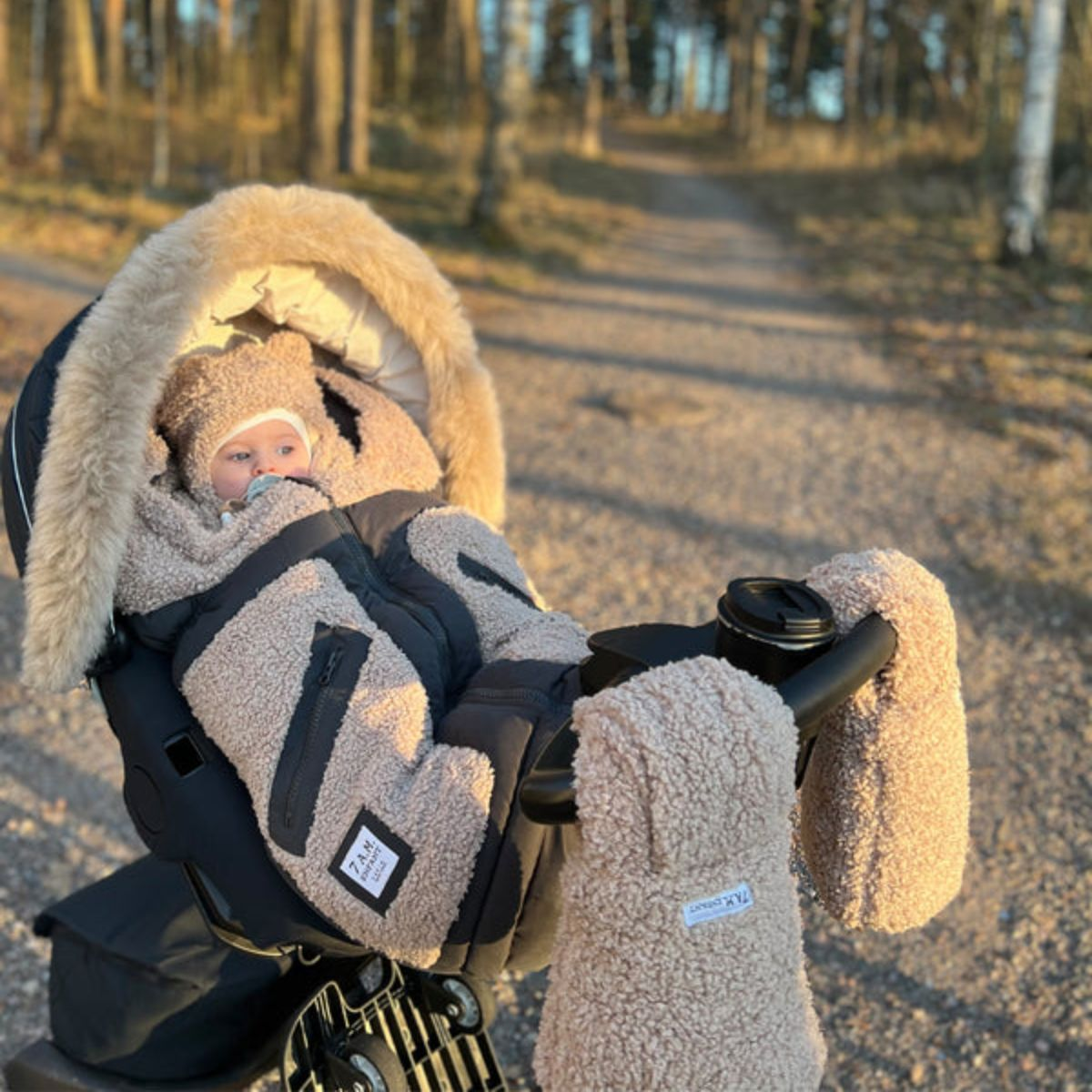 7AM Enfant Warmmuffs - Black Plush.