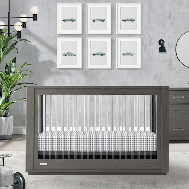 Bellini Vienna 4-in-1 Convertible Crib.