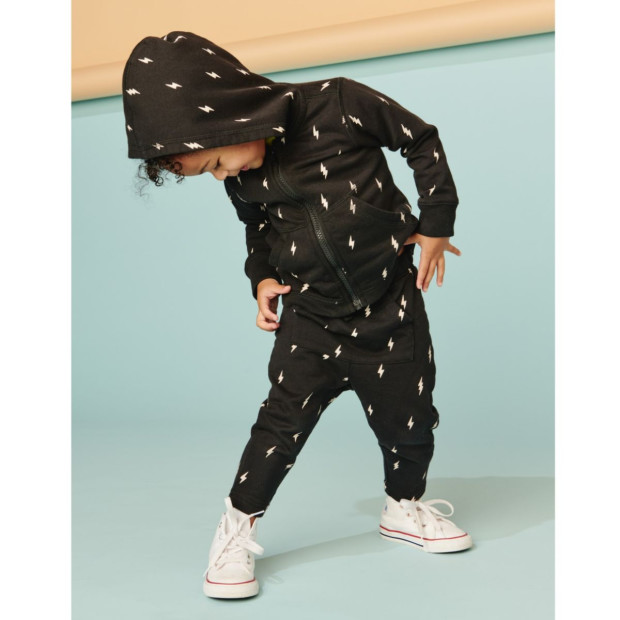 Tea Collection Good Sport Hoodie - Lightning Bolts In Black, 3-6 Months.