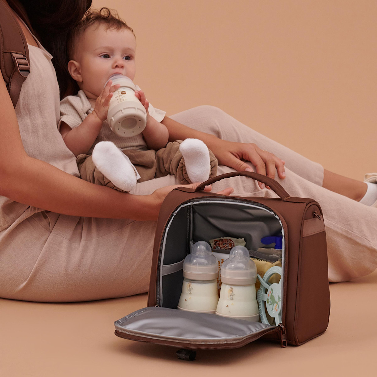 JUJUBE The Insulated Bottle Bag - Espresso.