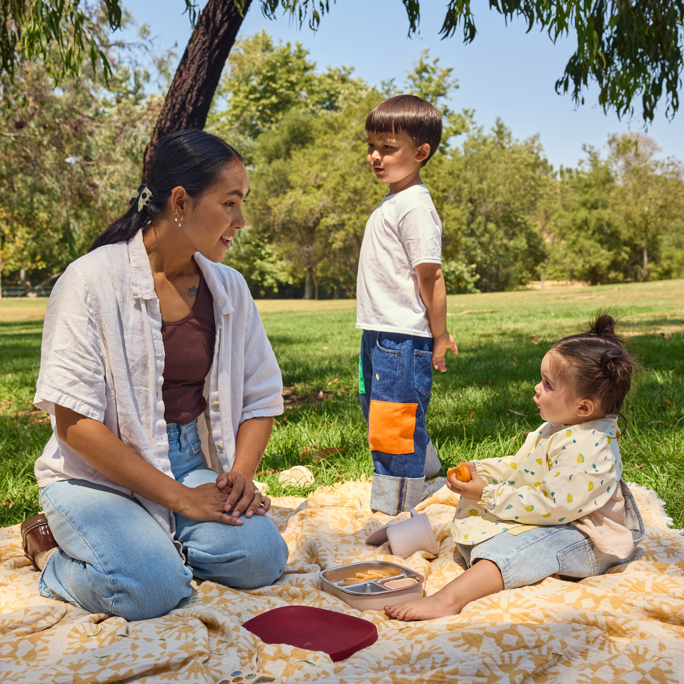 Lalo Smock Bib - Taco.