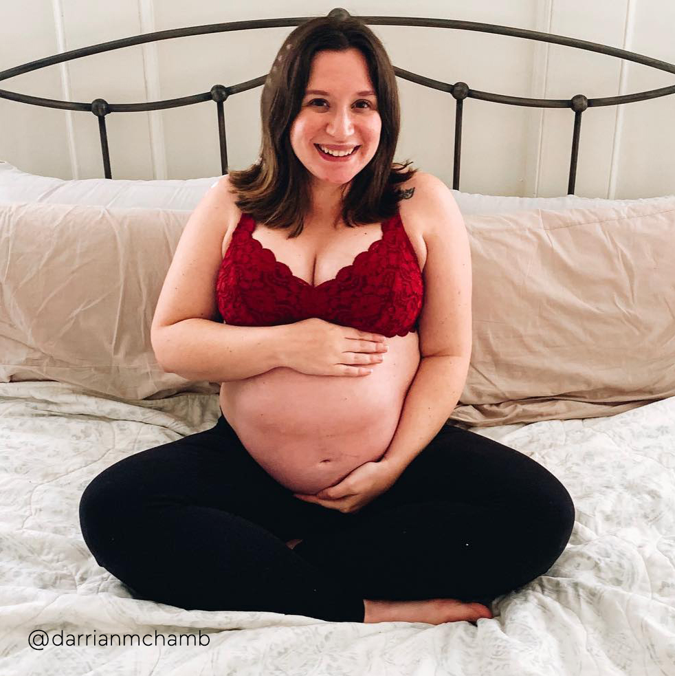 33 Weeks Pregnant: Symptoms, Development & Cramps