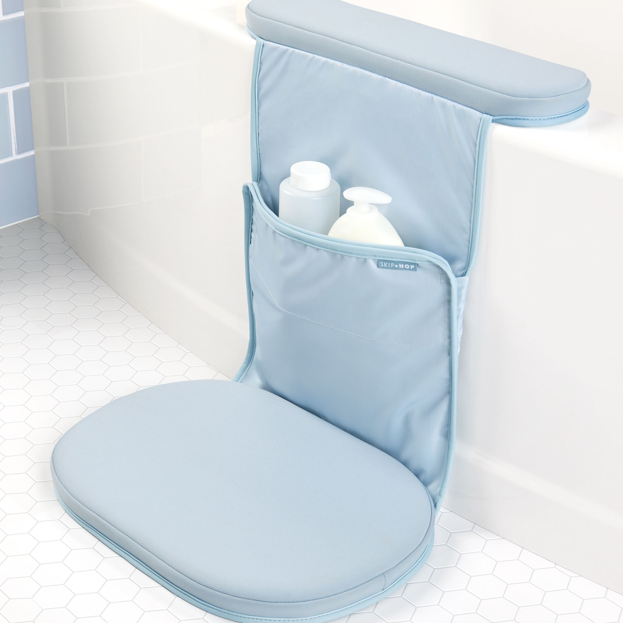 Skip Hop Wave All-in-one Elbow Saver & Kneeler.