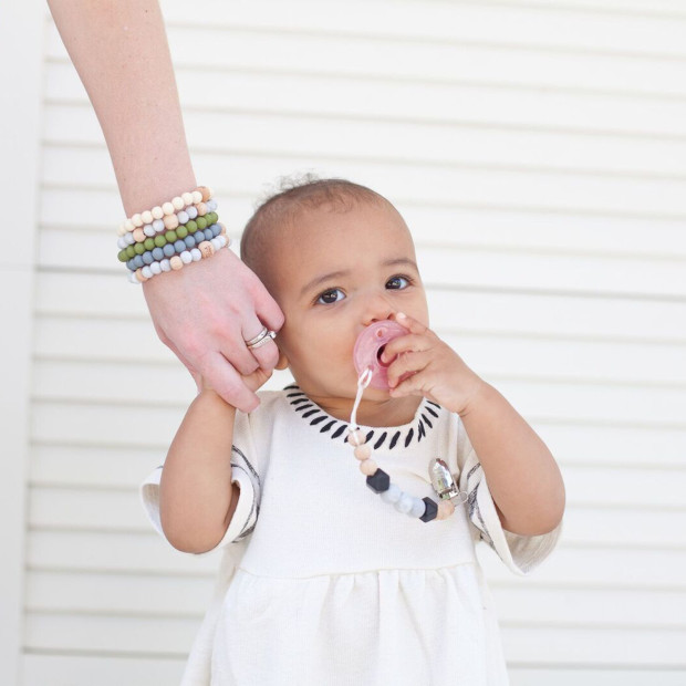 Bella Tunno Pacifier Clip - Bakersfield Black--Discontinued.