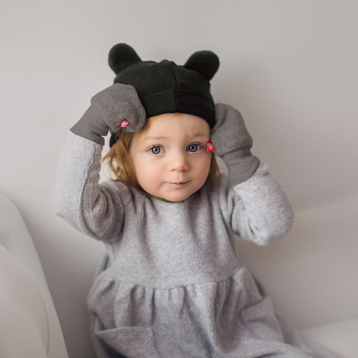 Zutano Cozie Fleece Lined Mitten - Grey.