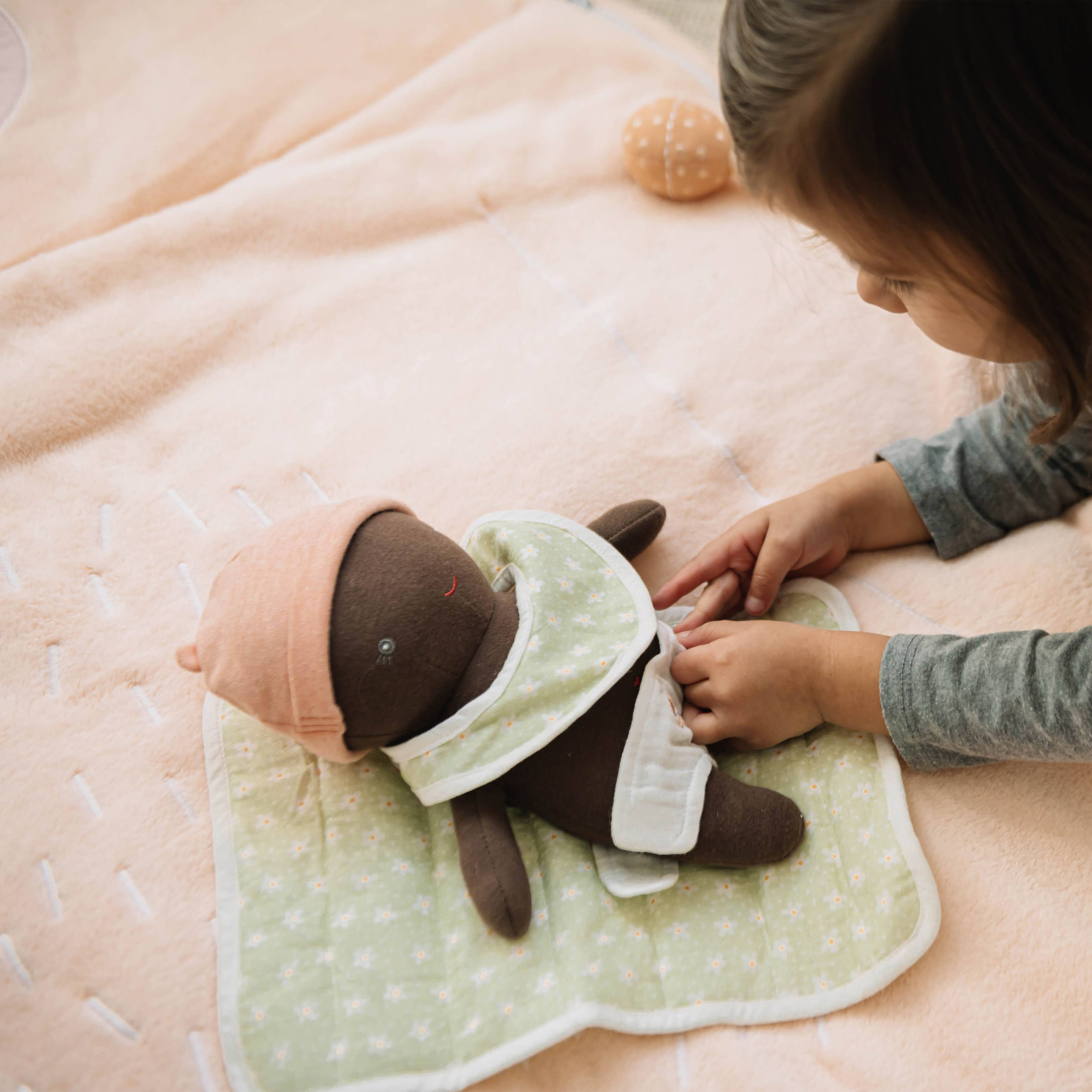 Wonder & Wise Bundle Baby Doll - Sweet Pea.