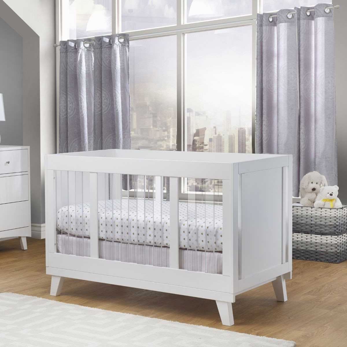 Sorelle Uptown Acrylic Crib - White.