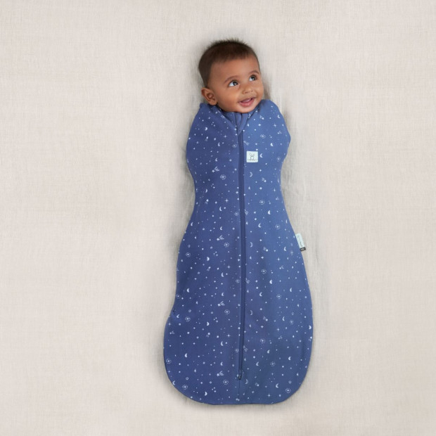 ergoPouch Cocoon Swaddle Bag 0.2 Tog - Night Sky, 6-12 Months.