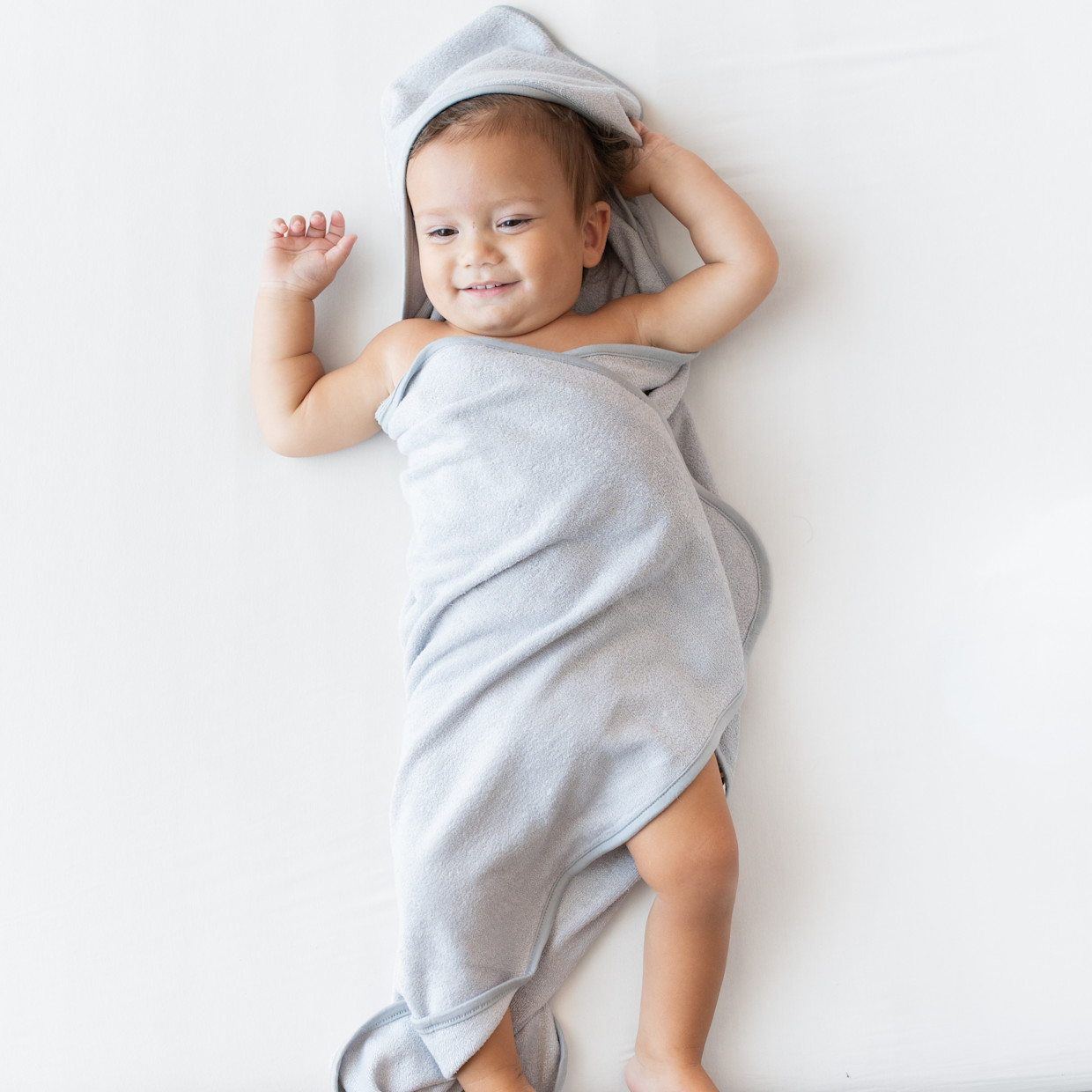 Kyte Baby Hooded Bath Towel - Storm.