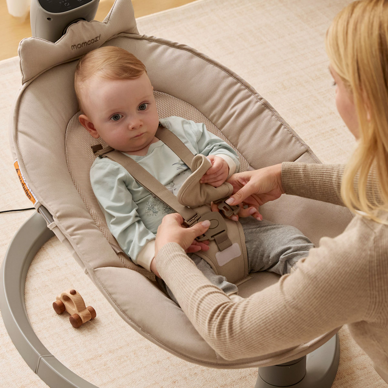 Momcozy 2-in-1 Electric Swing - Khaki.
