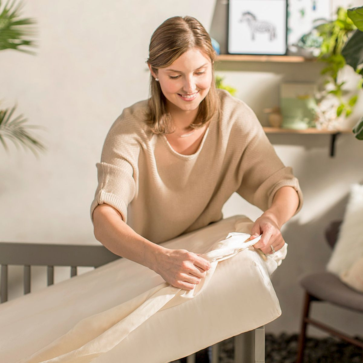 Naturepedic Organic Oval Waterproof Mattress Cover.