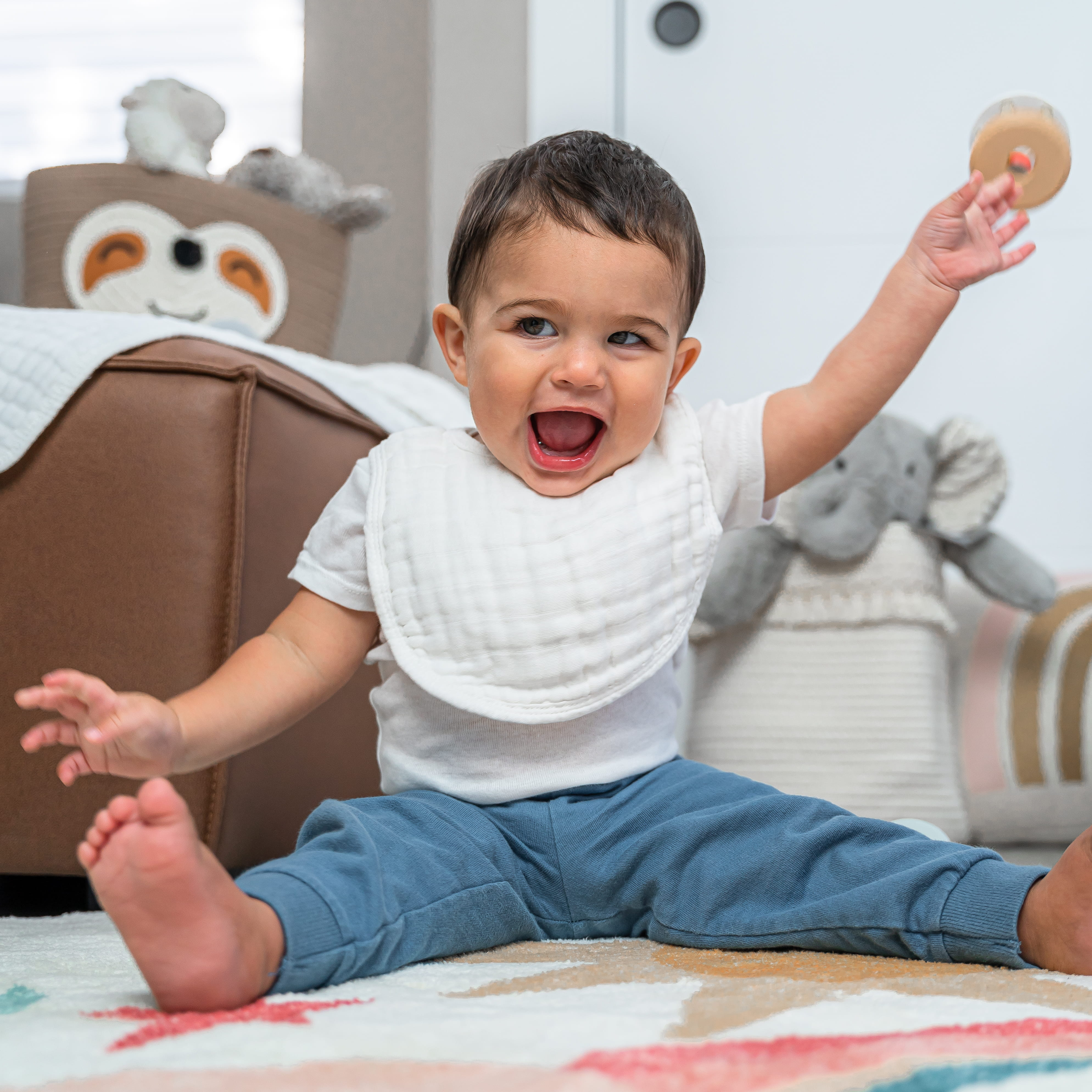 Comfy Cubs Muslin Bibs with Adjustable Snaps (4 Pack) - White, 4.