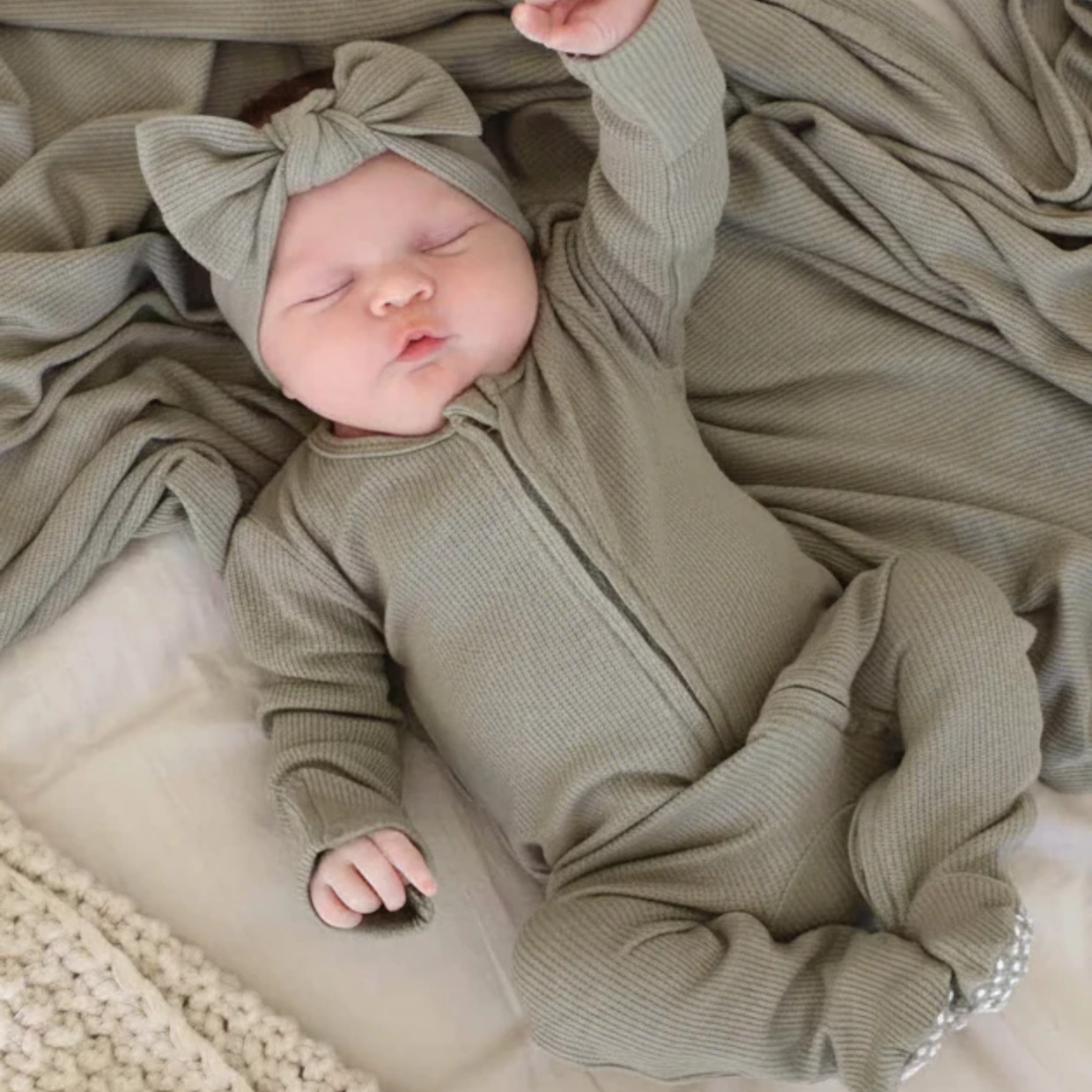 Caden Lane Bamboo Waffle Zipper Footie - Eucalyptus, 0-3 M.