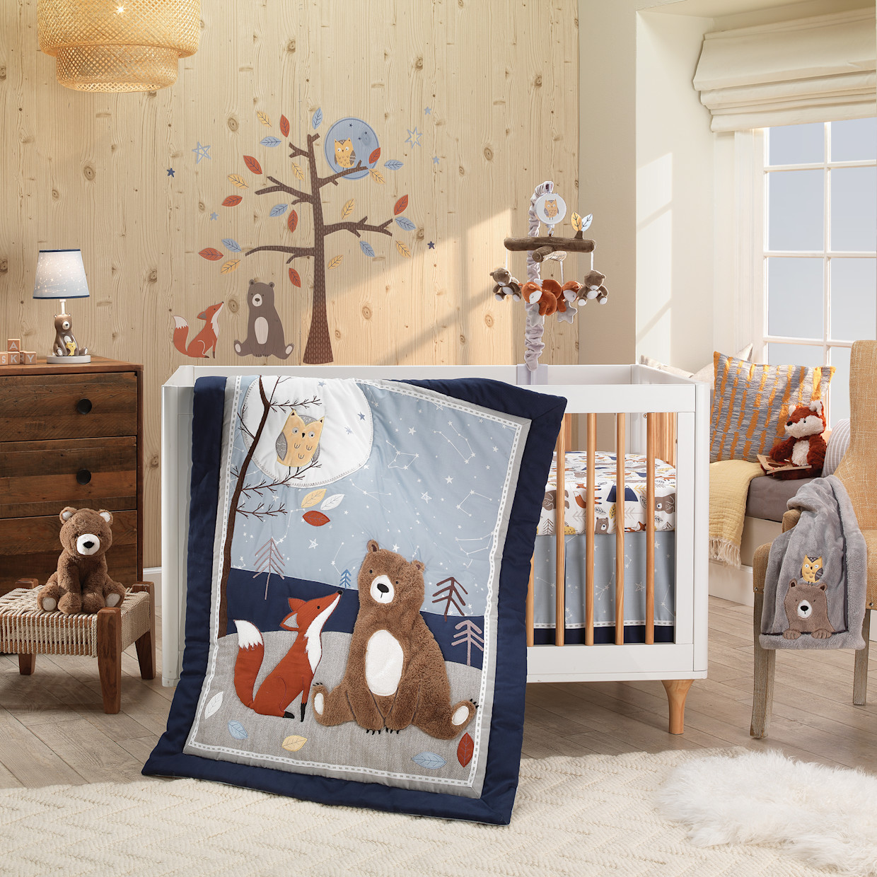 Lambs & Ivy Plush Animal - Wally The Bear.