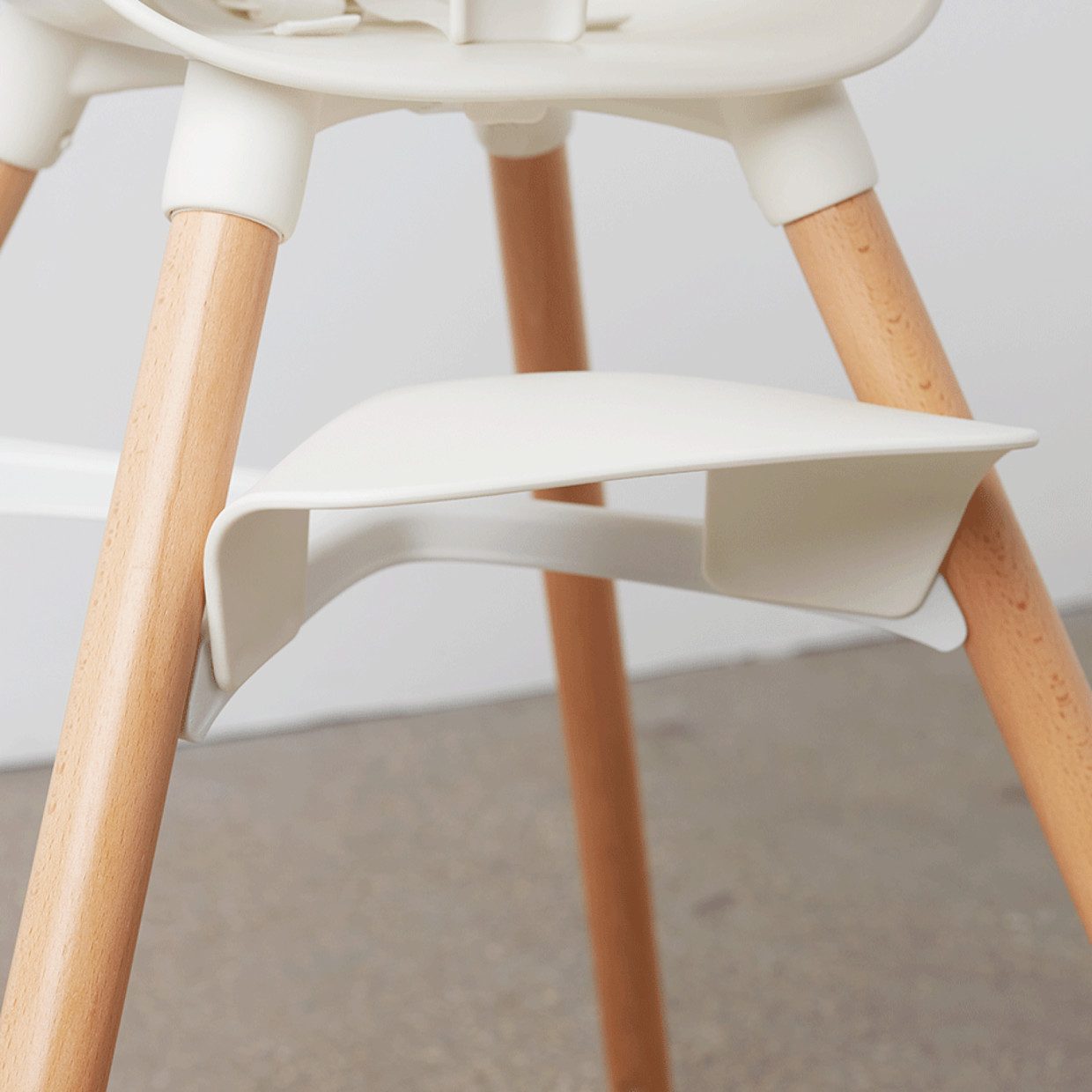 Lalo High Chair - Coconut.