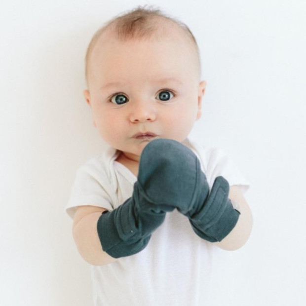 Goumi Kids Stay on Baby Mitts + Boots Bundle - Midnight, 0-3 Months.