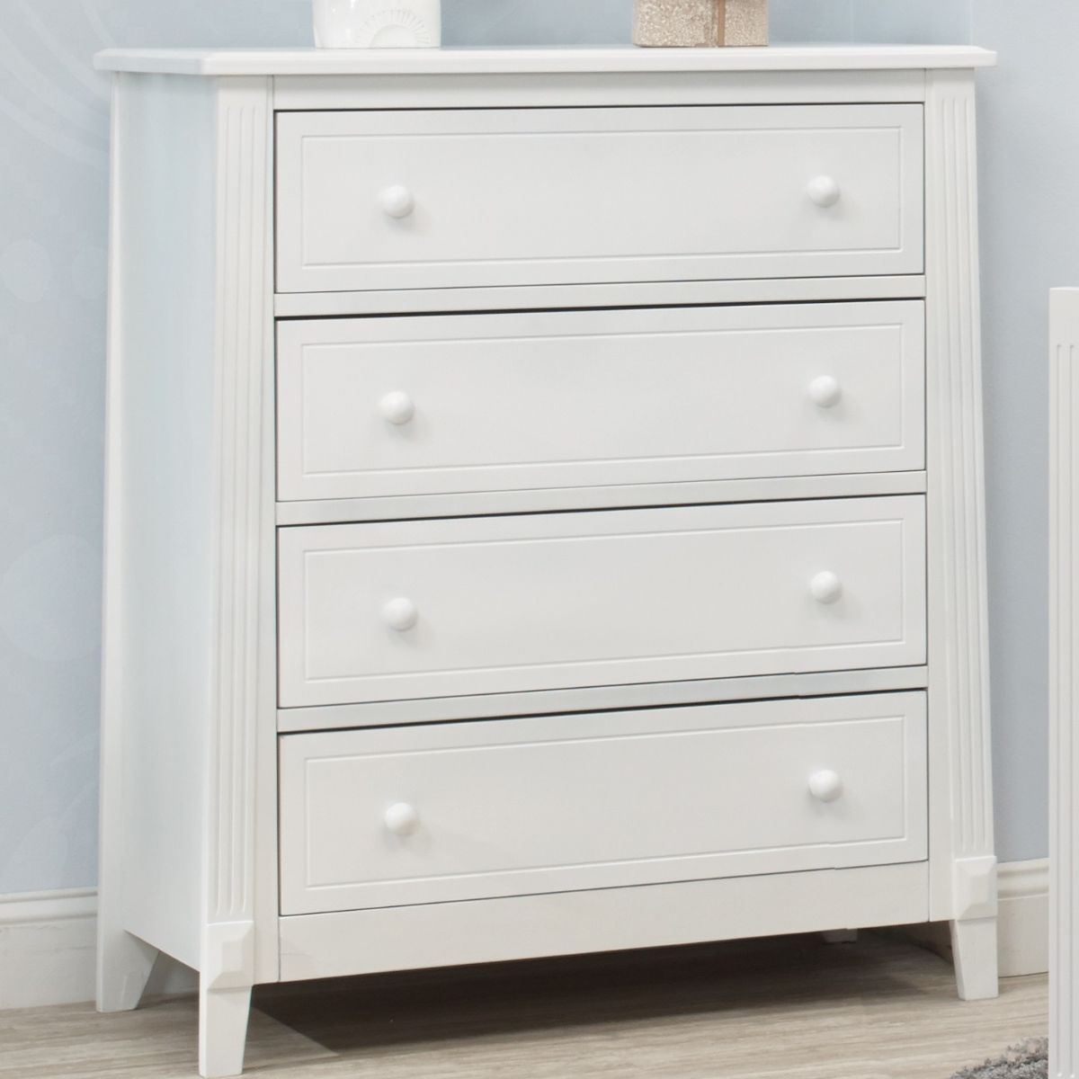 Sorelle Berkley 4 Drawer Chest - White.