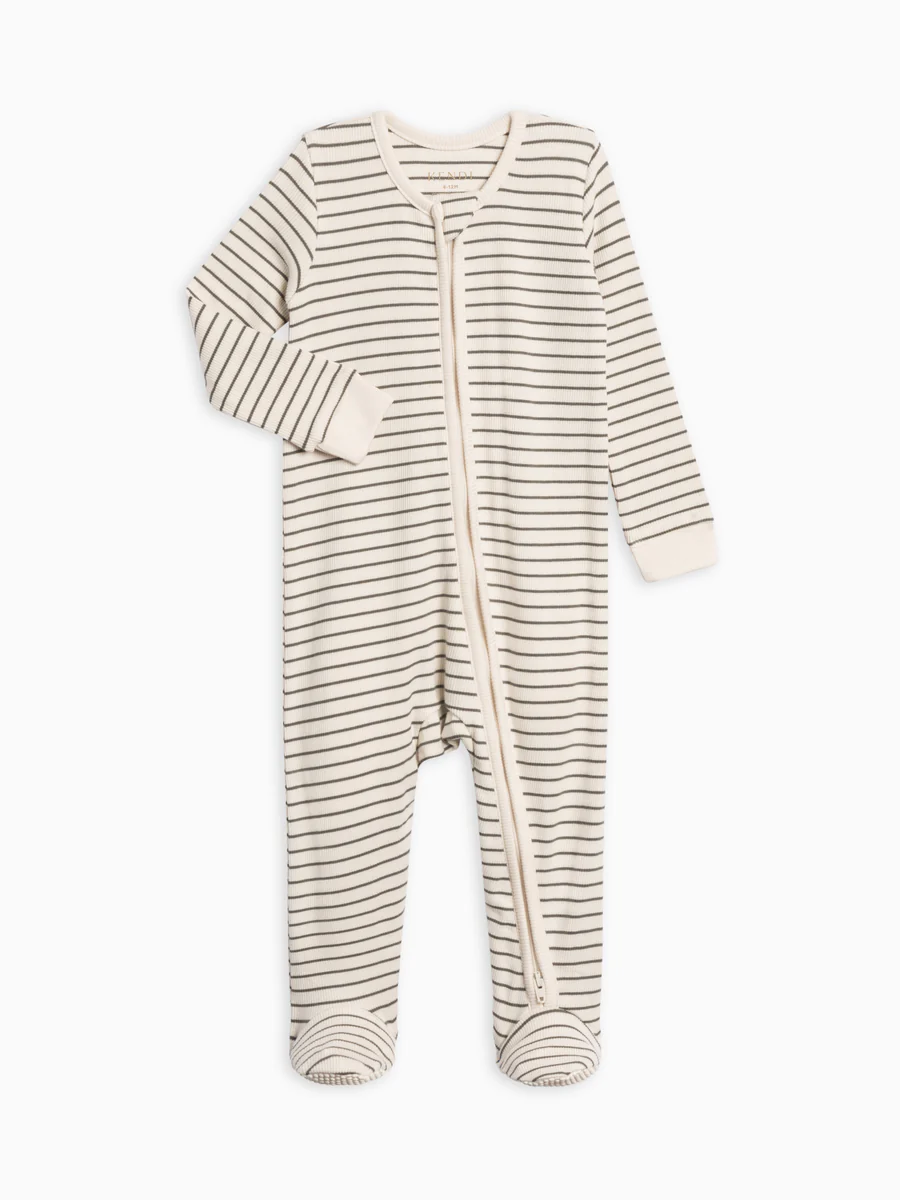 Kendi Kit Ribbed Zipper Sleeper.
