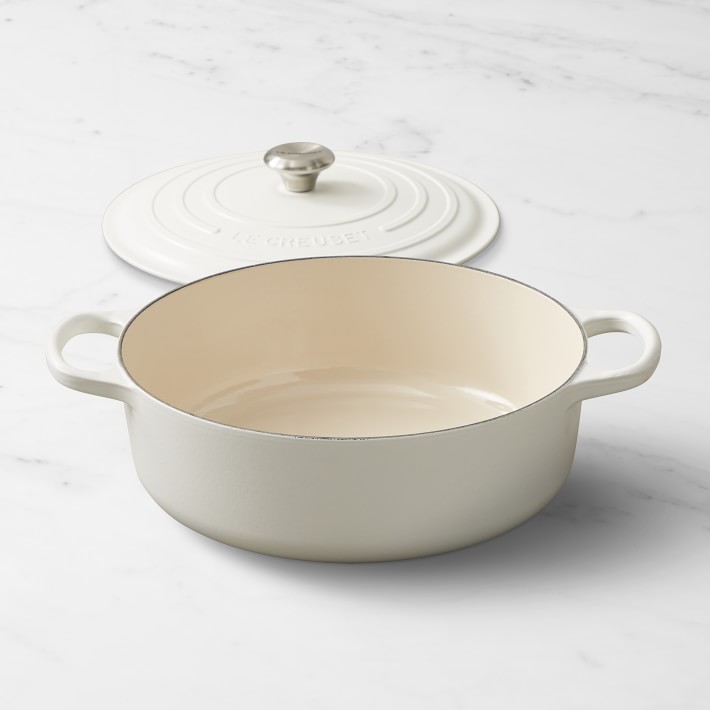 Le Creuset Signature Enameled Round Dutch Oven.