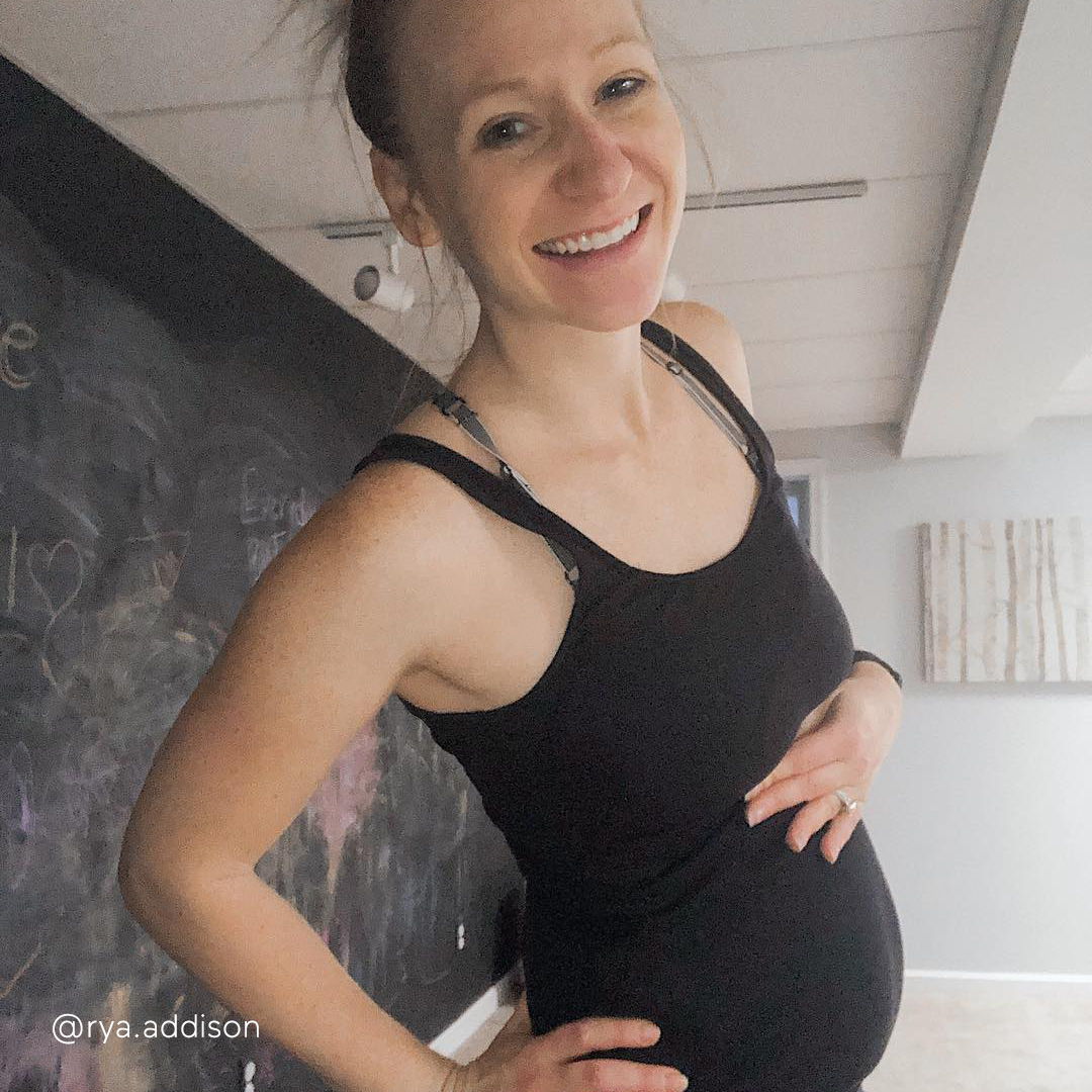 7 Weeks Pregnant: Symptoms, Belly & Baby Size