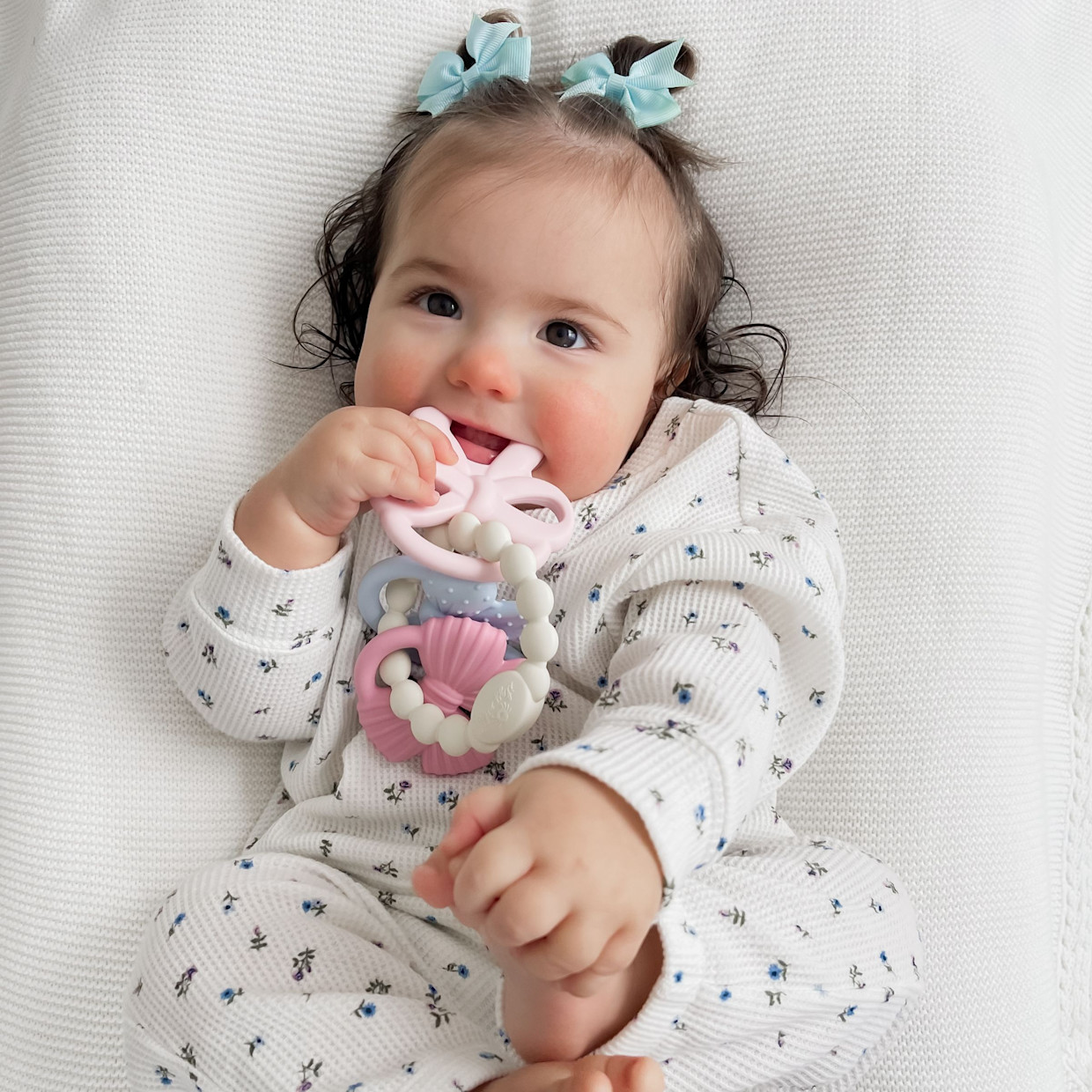 Itzy Ritzy Trio Keys - Multi-Color.