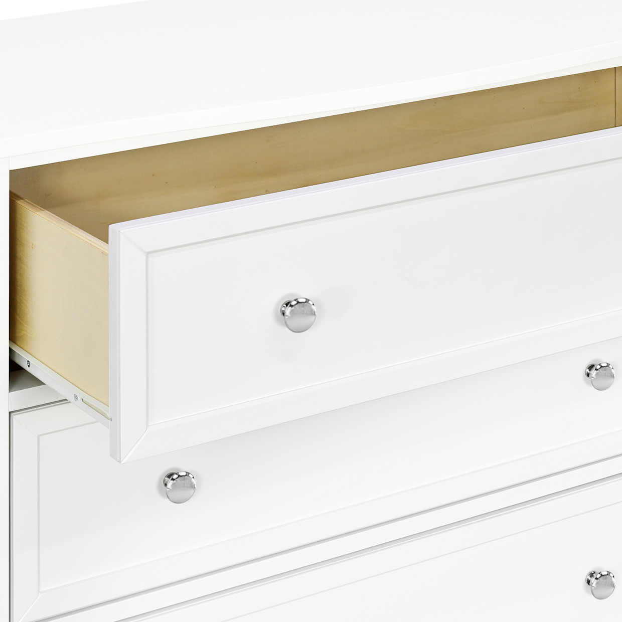 daVinci Kalani 3-Drawer Dresser - White.