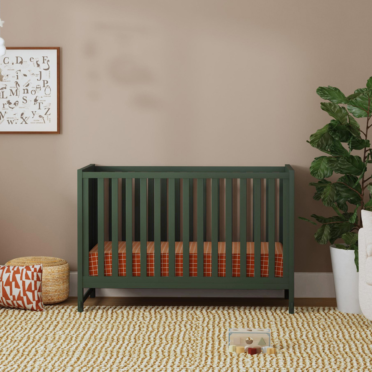 daVinci Margot 3-in-1 Convertible Crib - Forest Green.