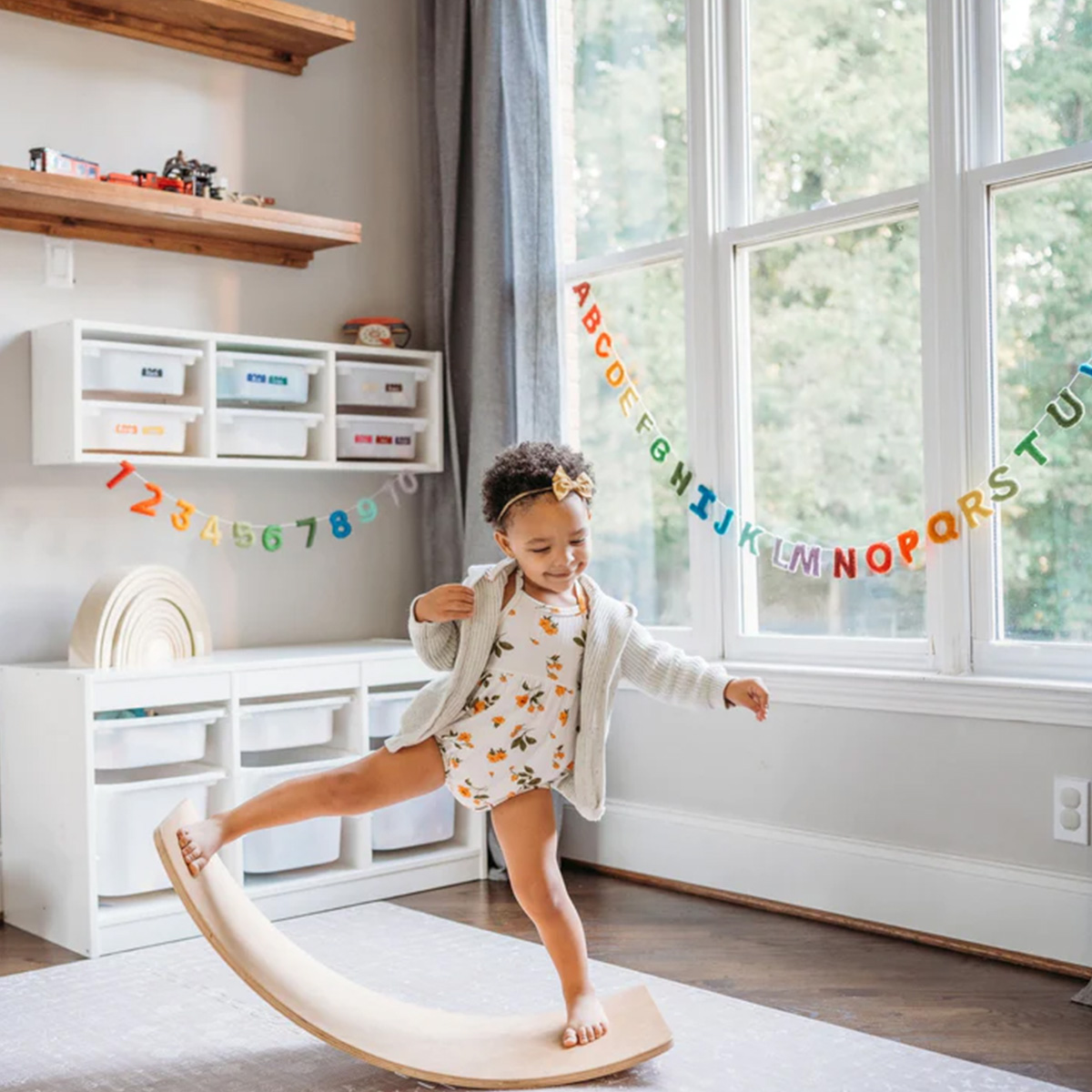 Nivas Garland - Alphabet And Numbers.