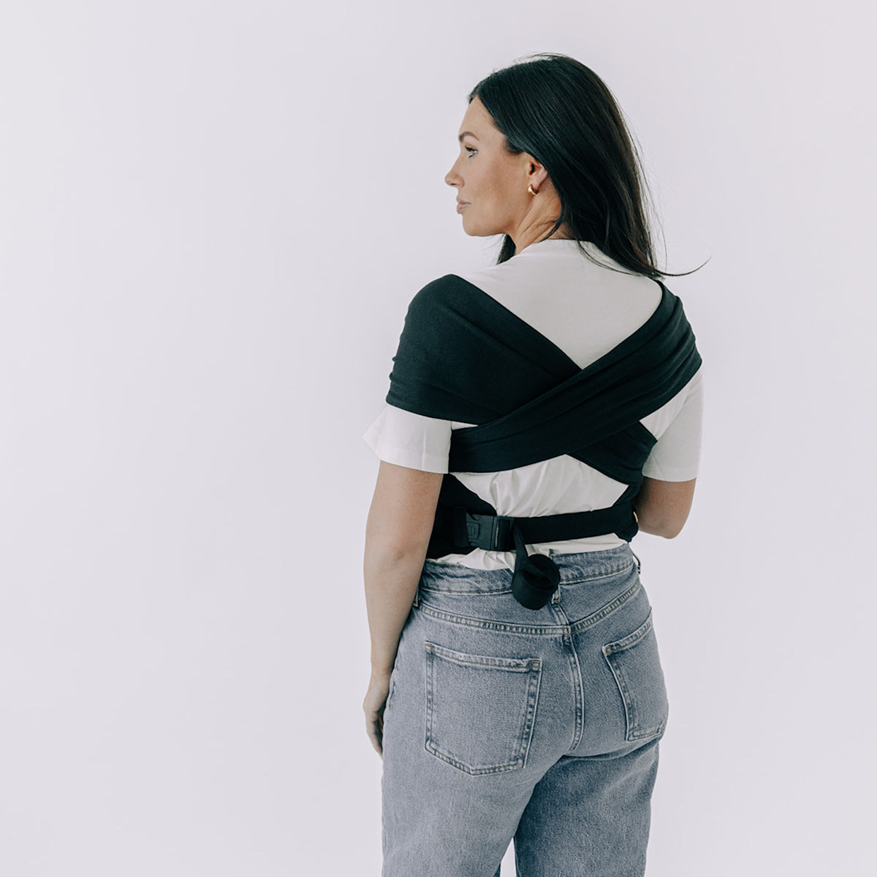 Tushbaby The Pearl Newborn Carrier - Black.