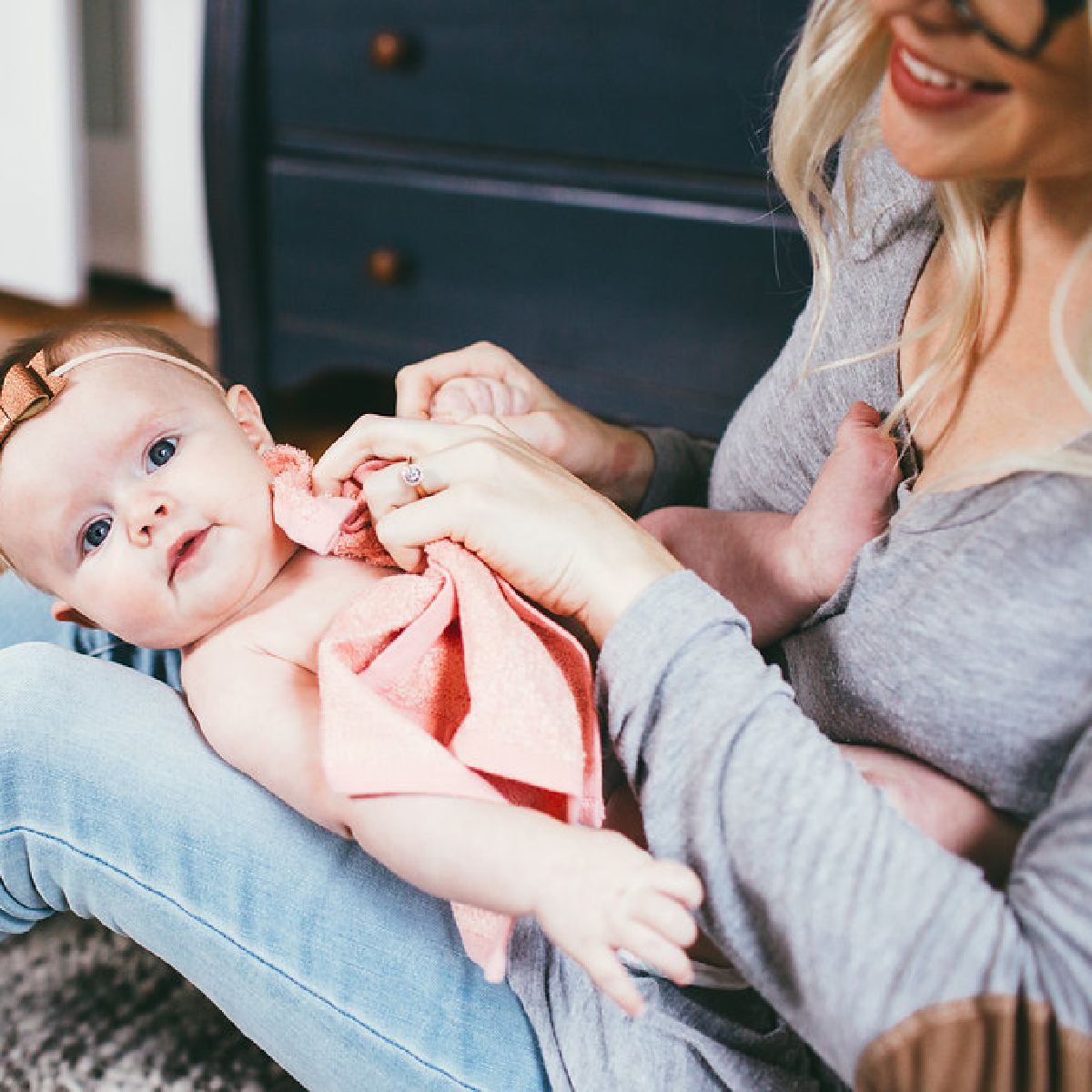 Copper Pearl Ultra Soft Washcloth (6 Pack) - White/Pink.