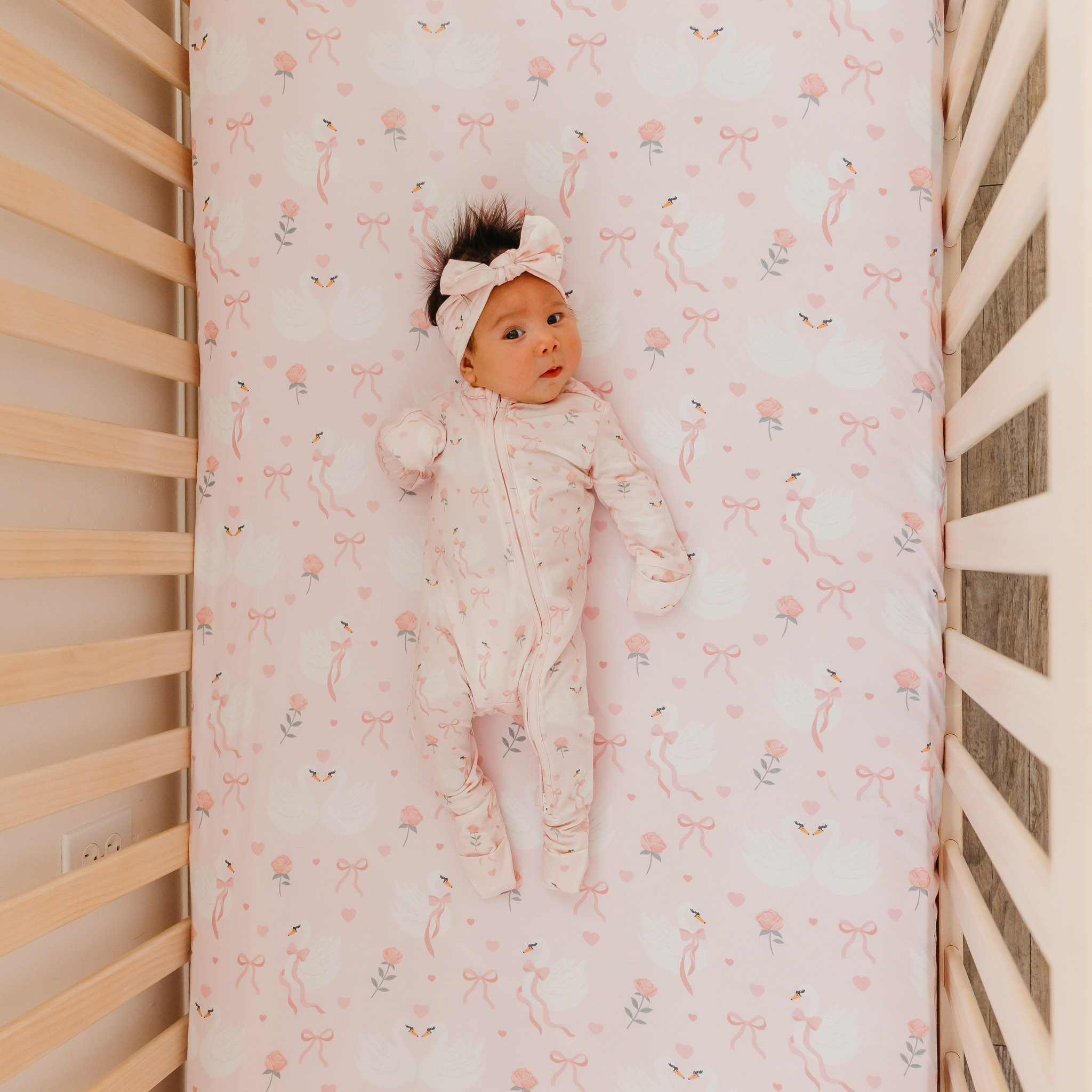 Copper Pearl Printed Premium Crib Sheet - Adelia.