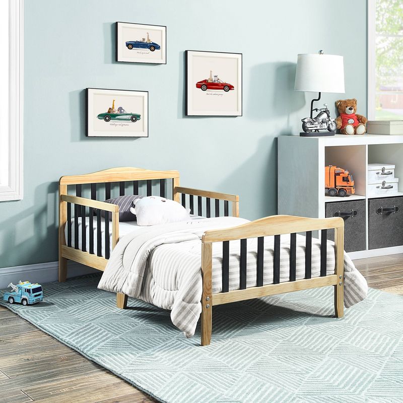 Olive & Opie Twain Toddler Bed.