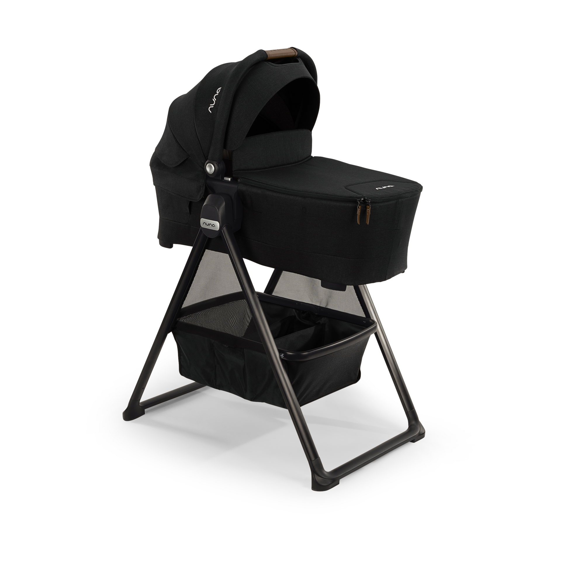 Nuna SWIV & TRIV Series Bassinet + Stand.