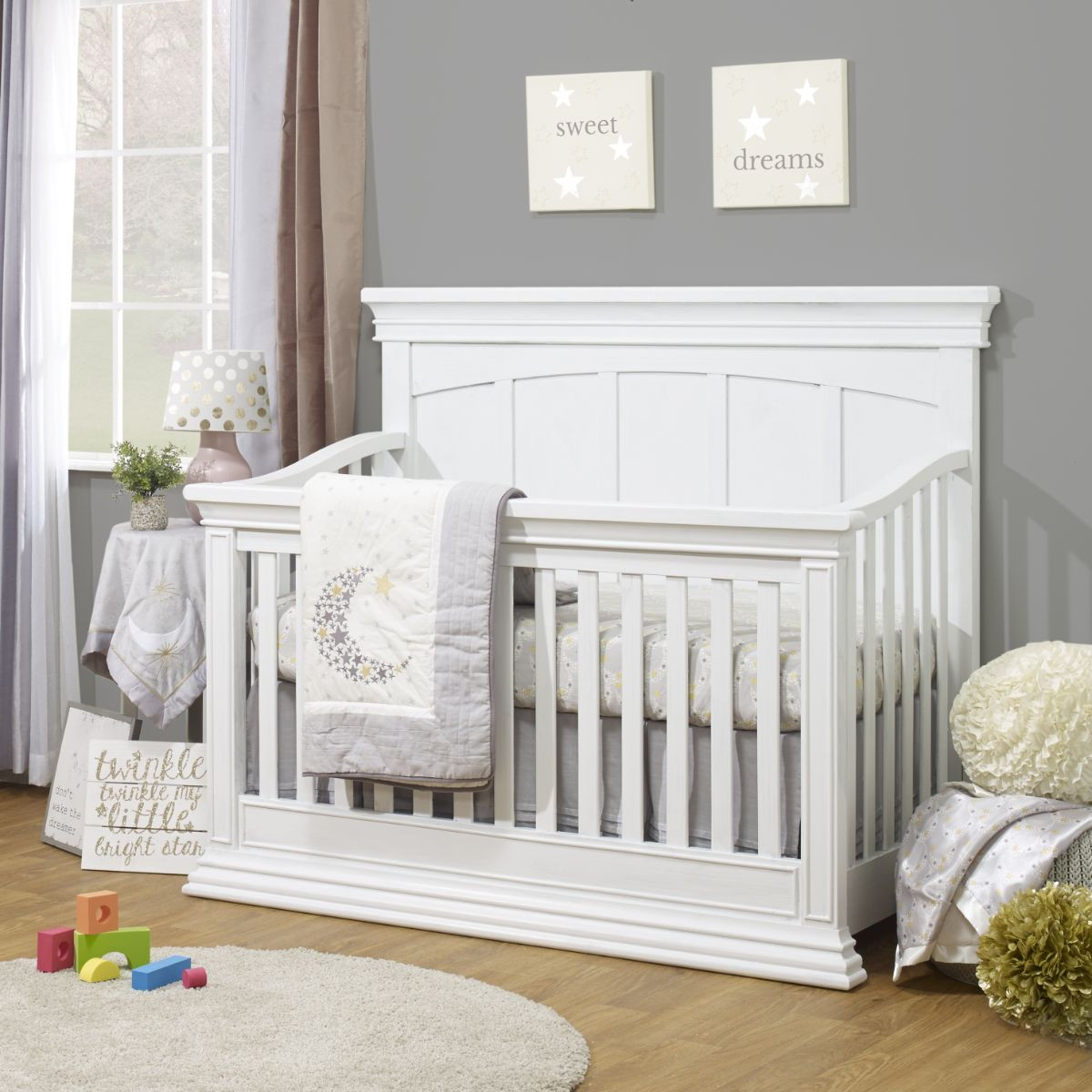Sorelle Modesto 4-in-1 Crib - White.