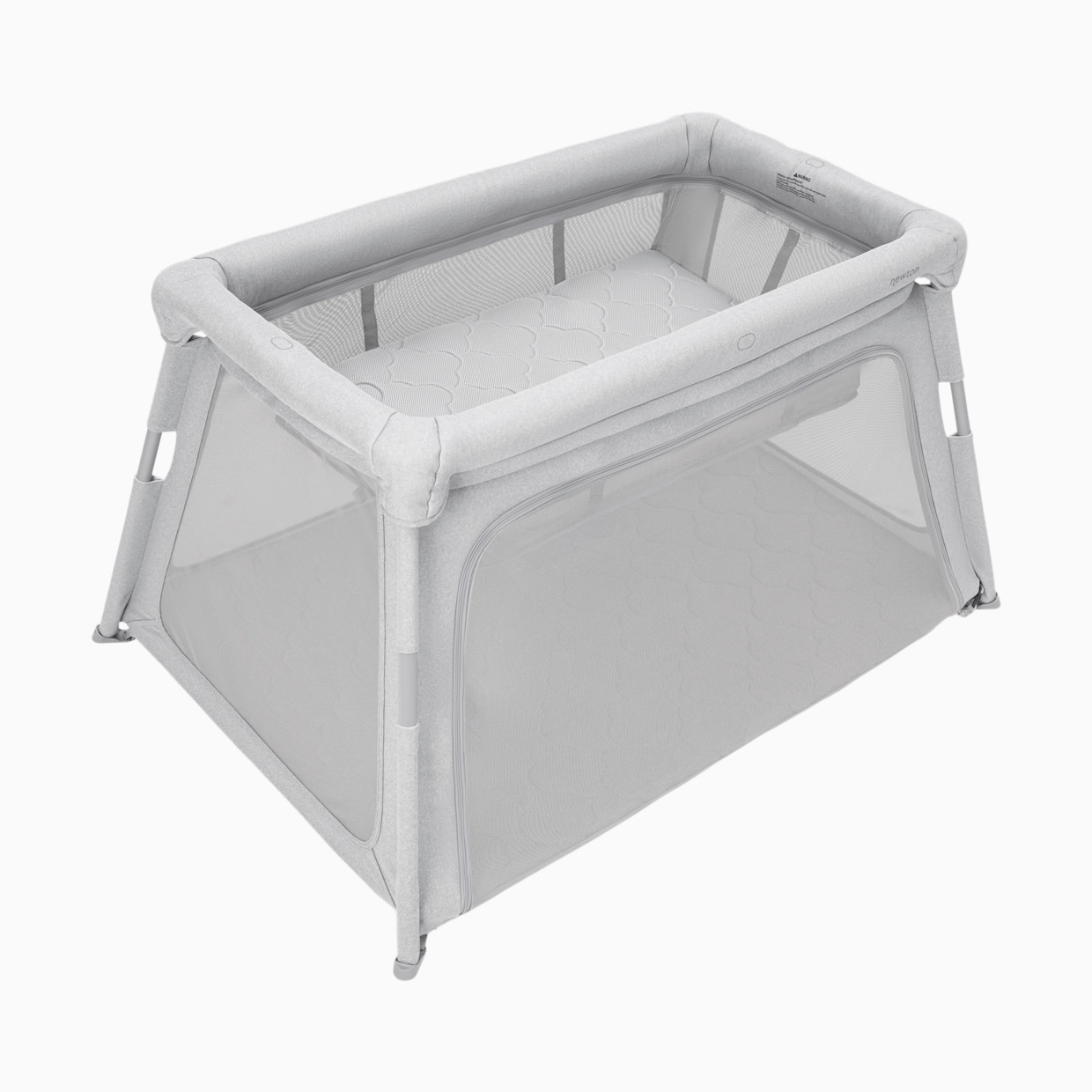 Newton Baby Deluxe Travel Crib & Play Yard + Bassinet Insert - Grey.