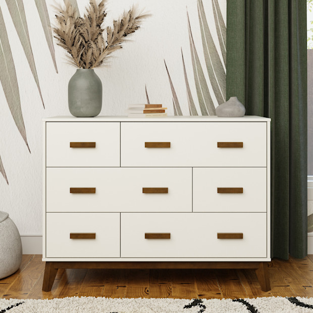 babyletto Scoot 6-Drawer Dresser.