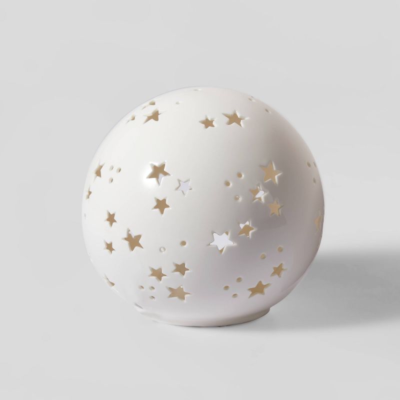 Pillowfort Starry Globe Kids' Nightlight.
