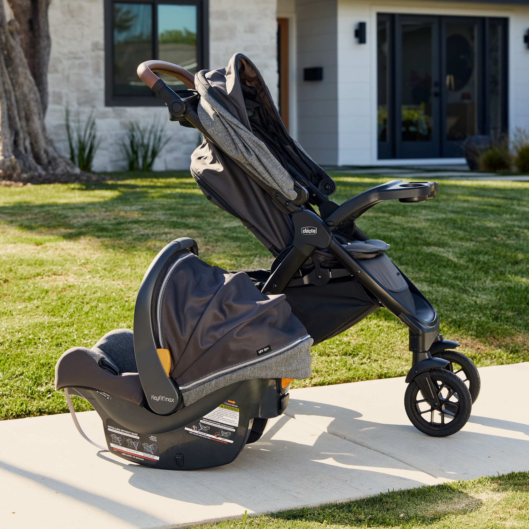 Chicco Bravo Primo Cleartex Trio Travel System - Summit.