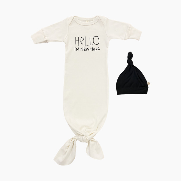 Tenth and Pine Hello I'm New Here Gown and Hat Set - Black, 0-3 M.