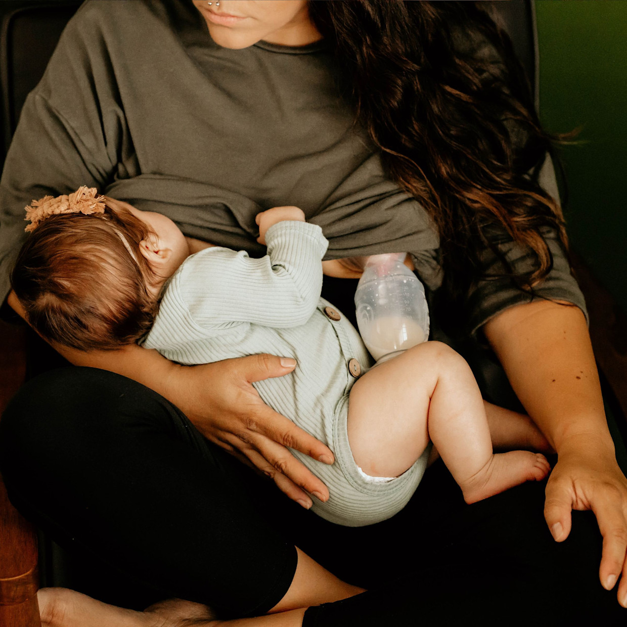 Haakaa Silicone Breast Pump with Lid - 5 Oz.