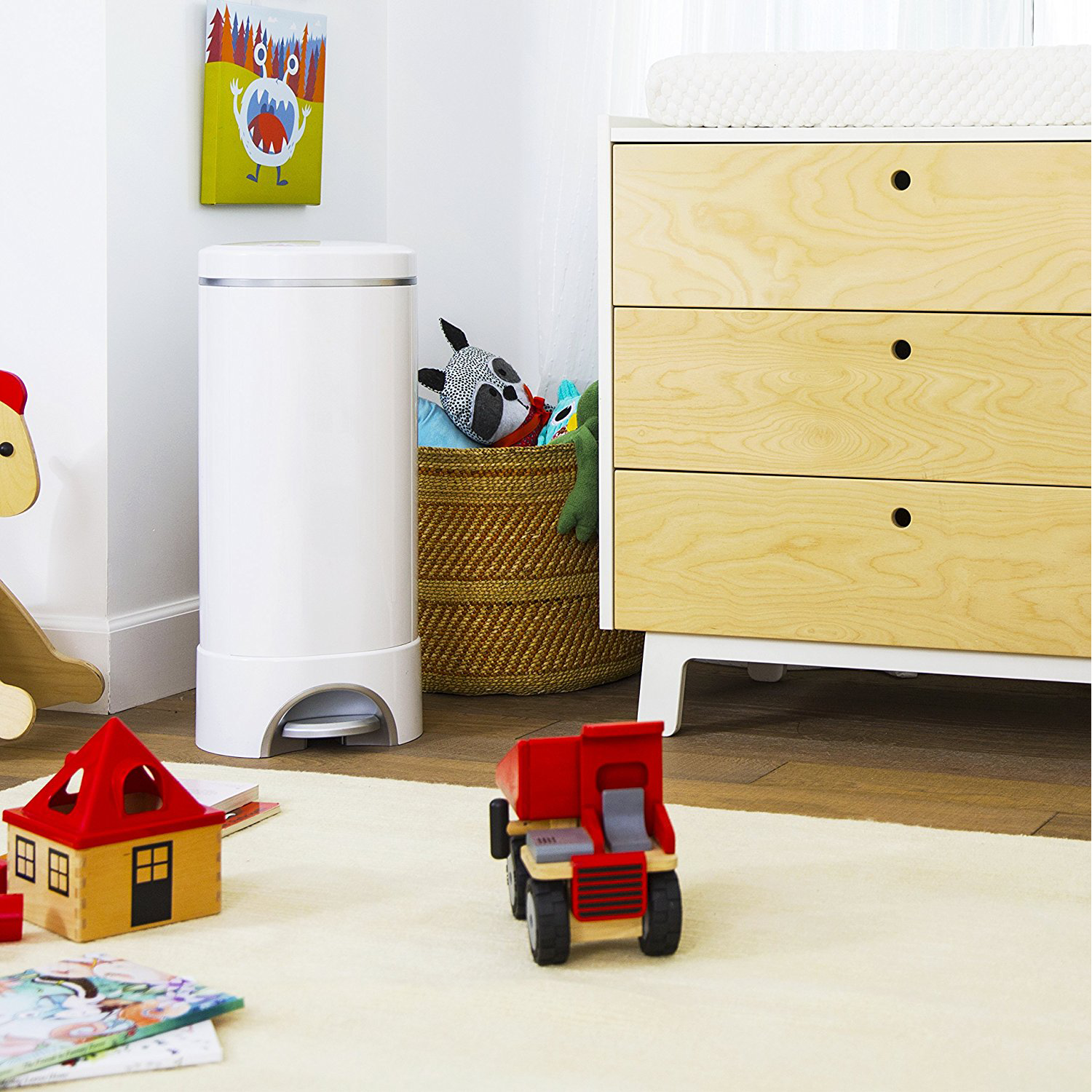 munchkin step diaper pail