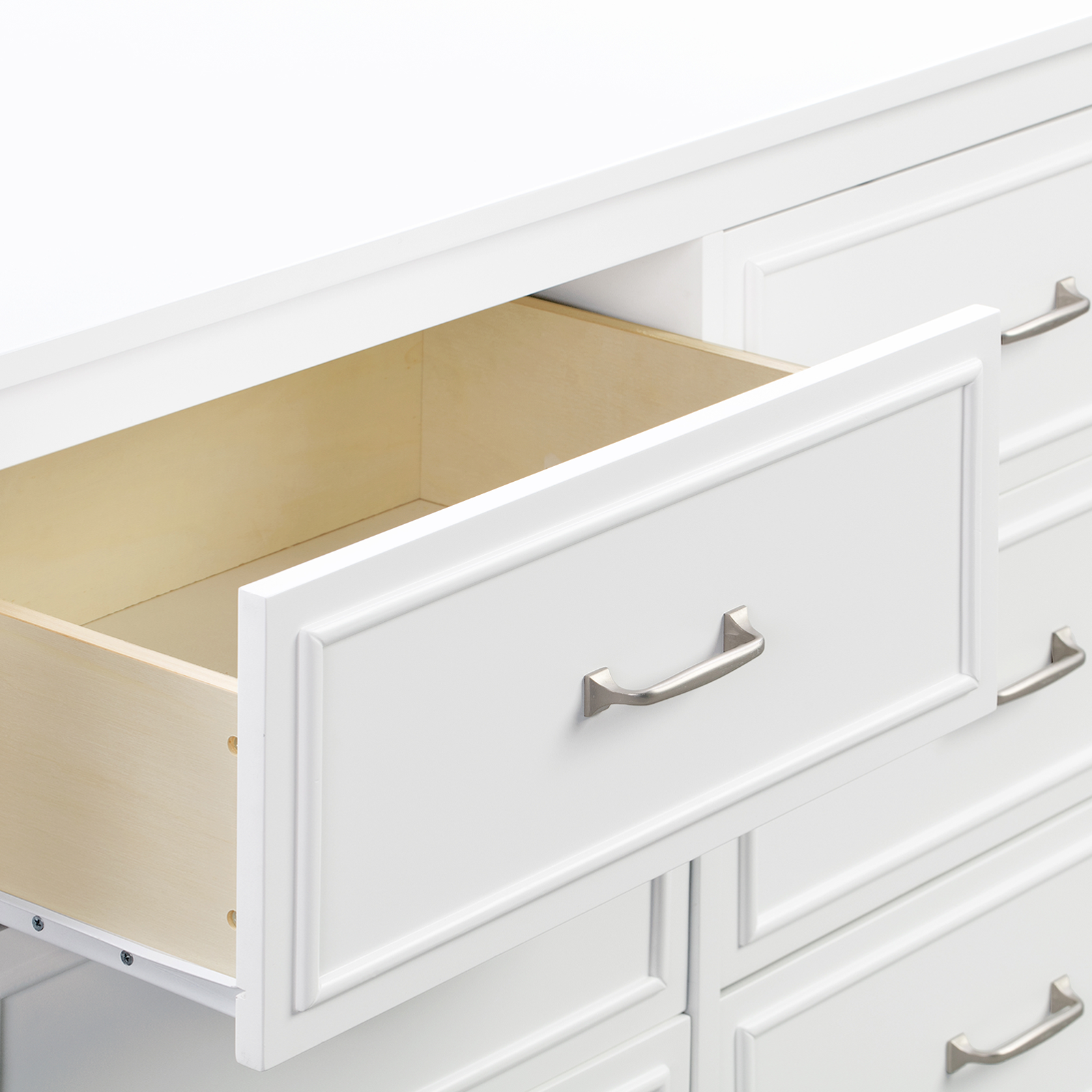 daVinci Charlie 6-Drawer Double Dresser - White.