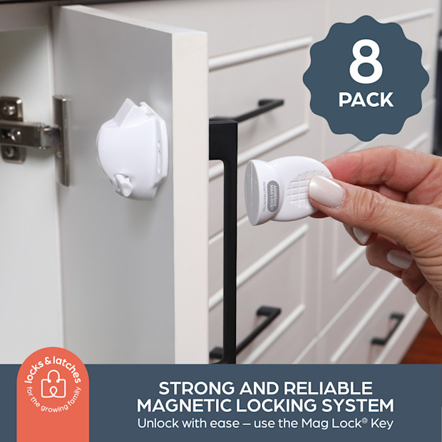 Dreambaby Magnetic Locking System.