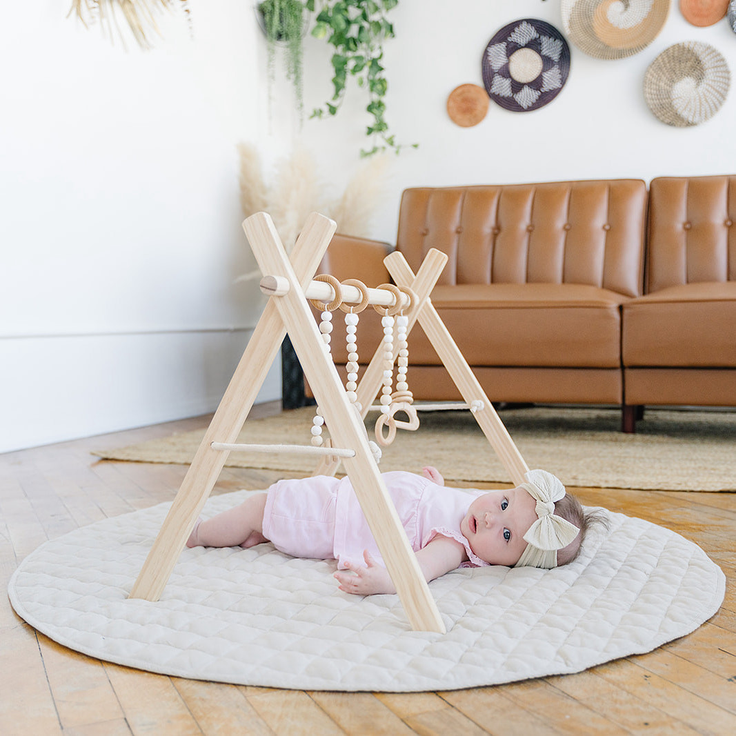 Poppyseed Play Linen Round Play Mat - Taupe.