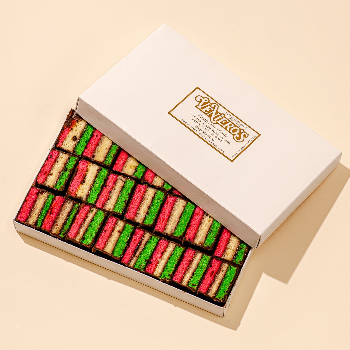 Goldbelly Rainbow Cookie Gift Box.