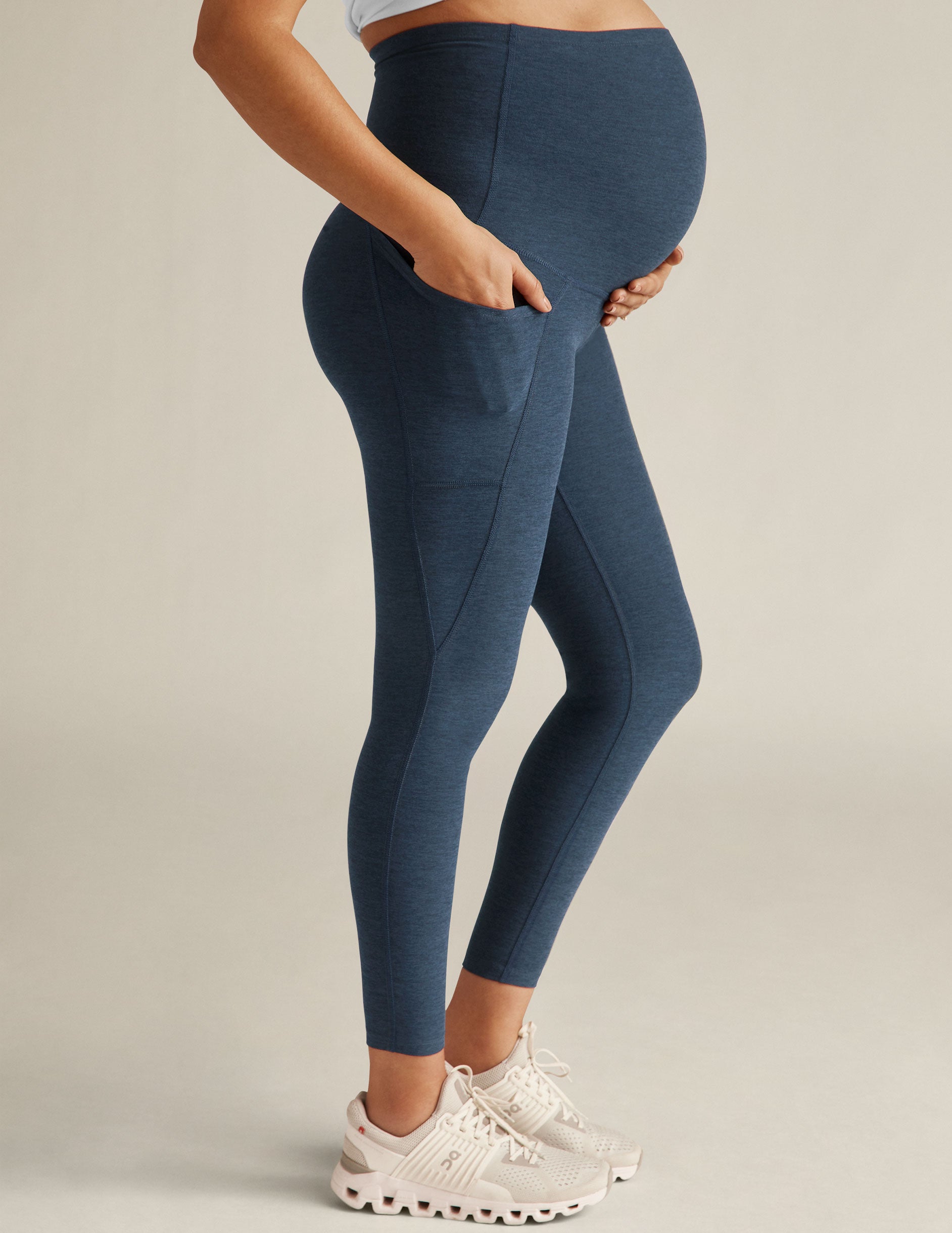 Beyond Yoga Spacedye Maternity Pocket Midi Legging.