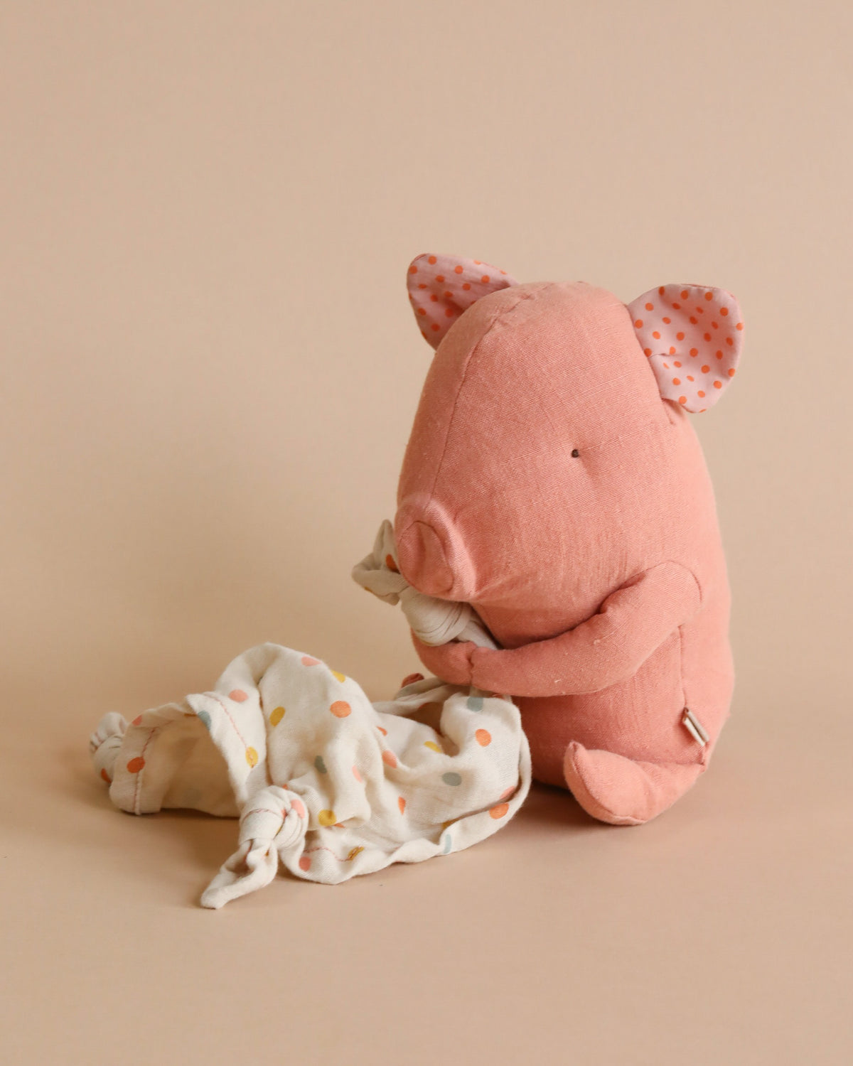 Maileg Pig Lullaby Friends.