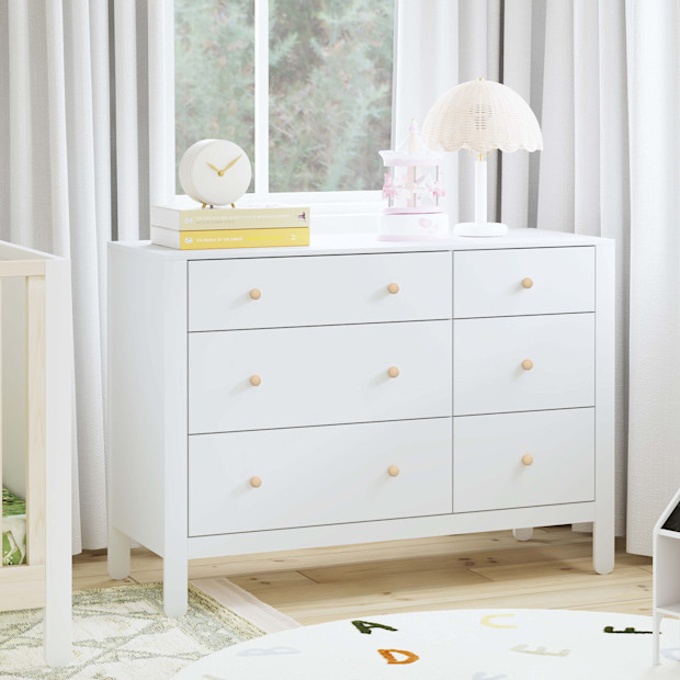 Carter's by daVinci Marisol 6-Drawer Dresser.