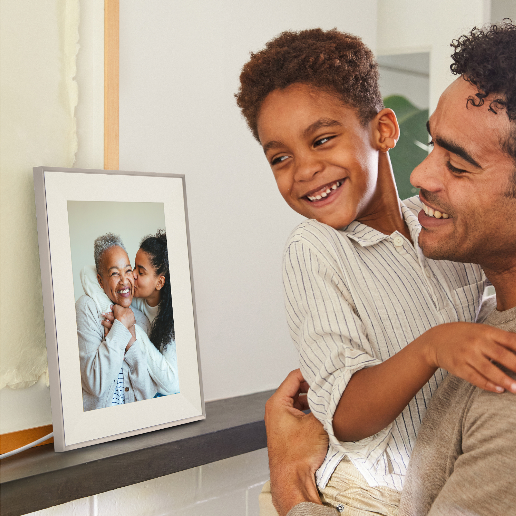 Aura Frames Aspen Mat 12" WiFi Digital Picture Frame - Clay.