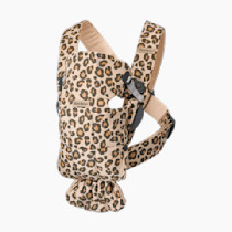 BabyBjörn Baby Carrier Mini, Cotton, Beige/Leopard | Newborn Carrier (7-25 lbs), Ergonomic, Easy-to-Use